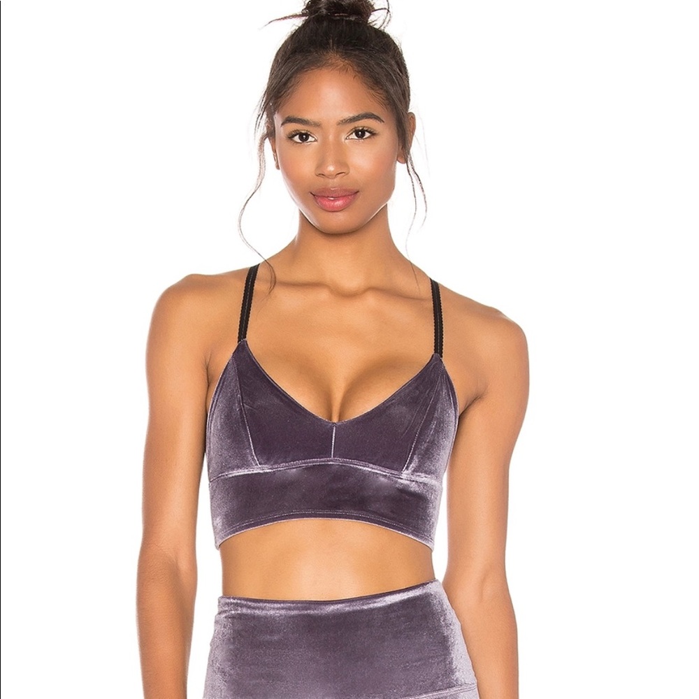 NWT Beyond Yoga Velvet Bra (Dark Purple)